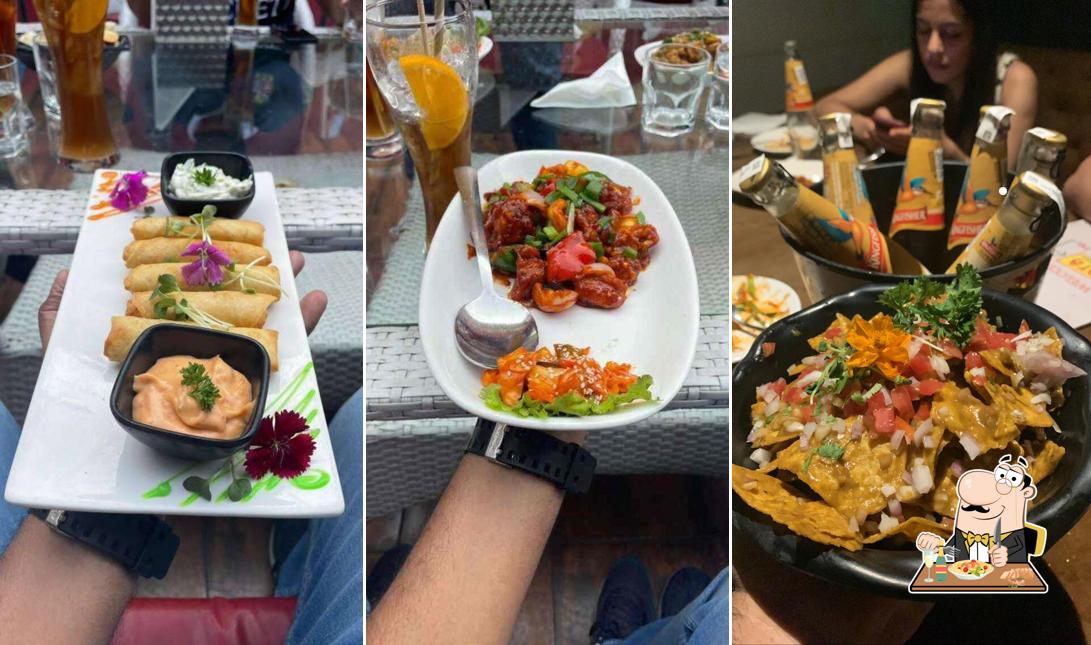 Food at Cafe Out of the Box