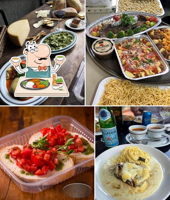 Platos en Caliceti Di Bologna