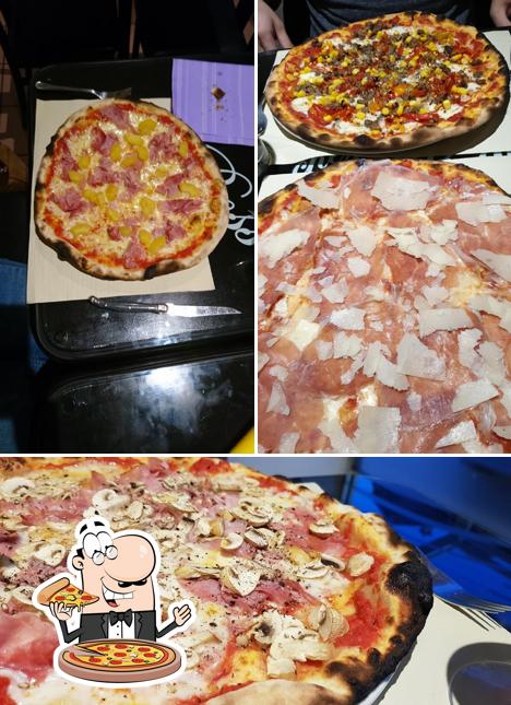 A La Pergola - Restaurant Pizzeria, puoi provare una bella pizza