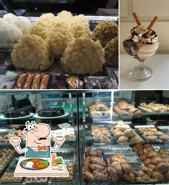 Platti al Pasticceria Chirico Pasticcieri