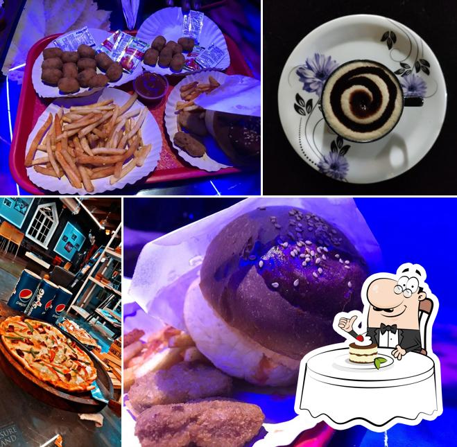 Tiramisu at GURNULE FOOD COURT