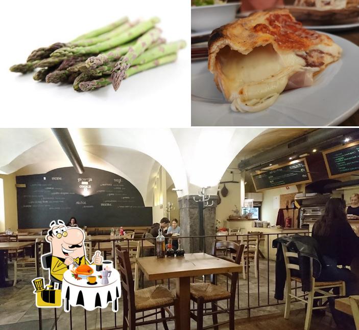 La immagine della cibo e interni di Pizzeria Osmica