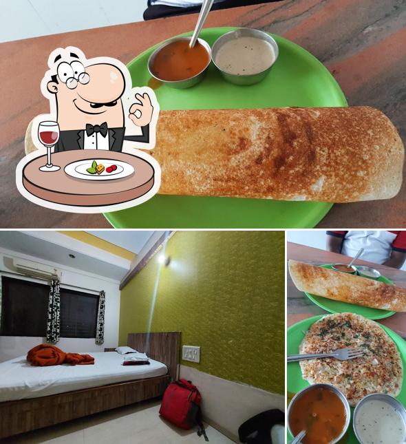 Meals at HOTEL REDDY
