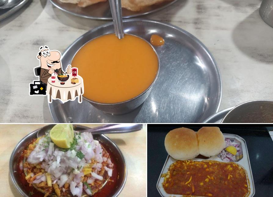 Food at Mi Marathi