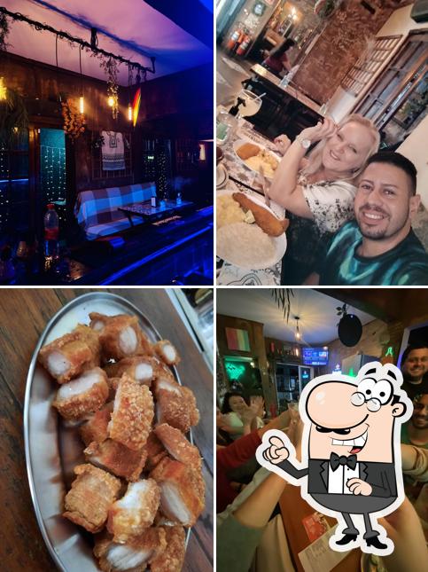 O interior do Utopia Bar