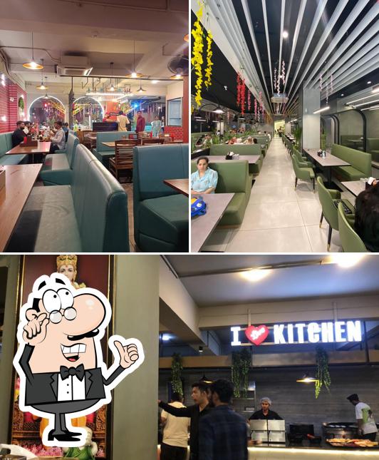 The interior of Inferno Pizza