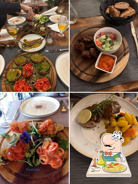 Platti al Kelly's Restaurant & Steakhouse