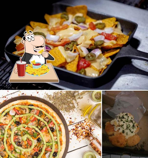 Nachos at Tossin Pizza