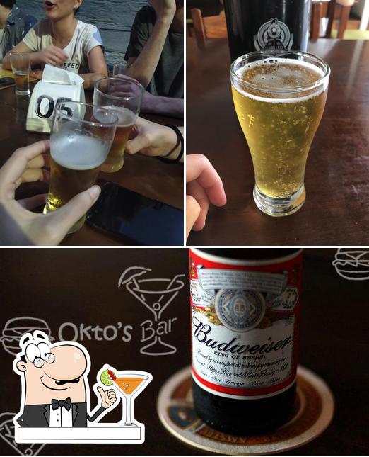 Peça uma bebida do menu