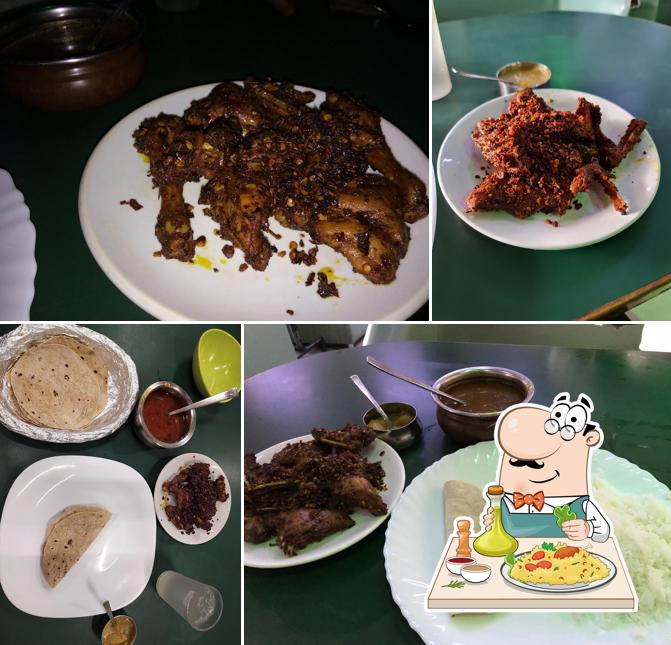 Food at Rahmaniya Kethel's Chicken