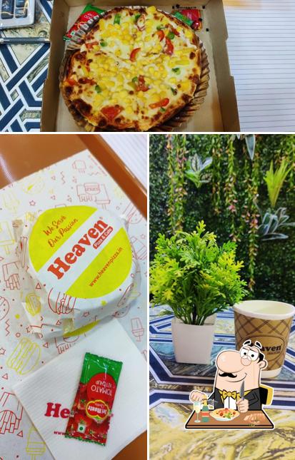 Food at Heaven Café Green Empire