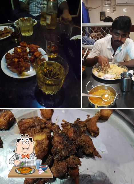 Chicken wings at Taj Restaurant