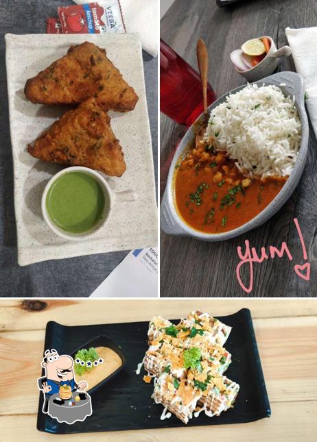 Food at C'est La Vie Cafe