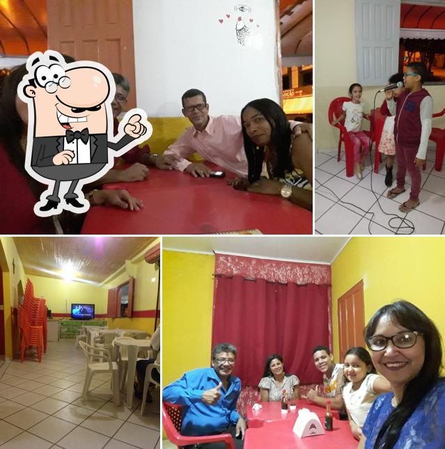 O interior do Point do Frango com Fritas