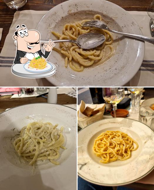Spaghetti alla carbonara al L'Osteria