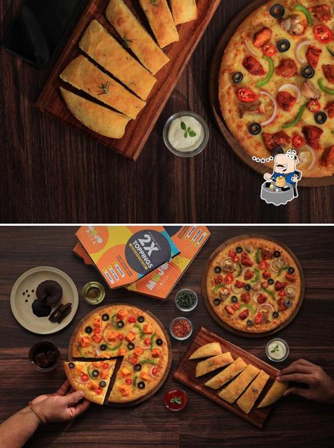 Food at MOJO Pizza - 2X Toppings