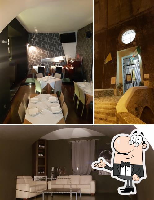 Dai un'occhiata agli interni di Piccola Osteria Zena