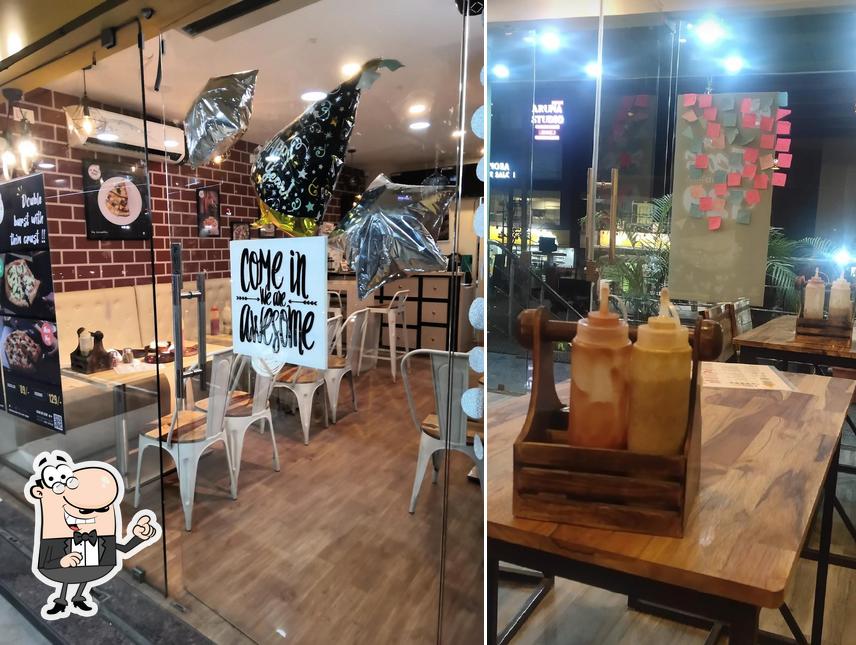 Check out how La Pino'z Pizza Kukatpally looks inside