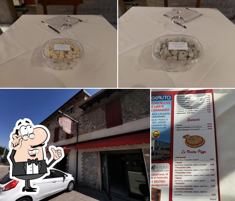 Tra le diverse cose da Cartoccio Di Baratta D. E C. S.n.c. si possono trovare la interni e esterno