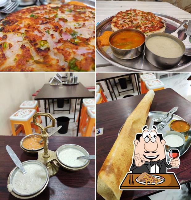 Pick pizza at Rajnikant Dosa Centre