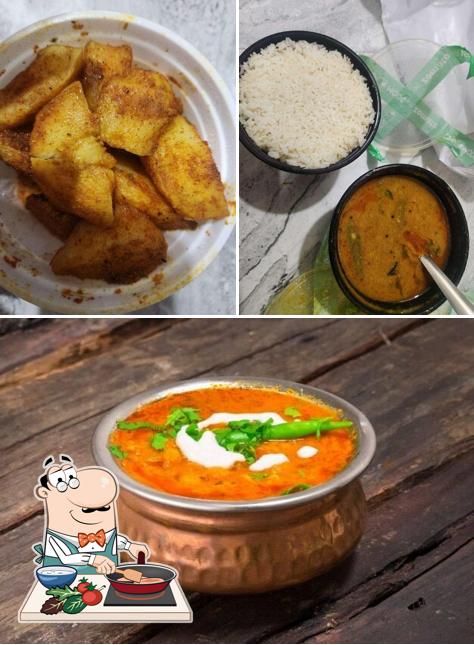 Chicken curry at Sindh Sahib Restaurant