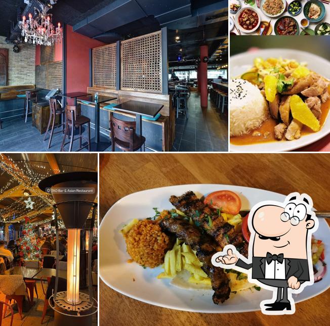 Dai un'occhiata agli interni di Tao Bar & Asian Restaurant