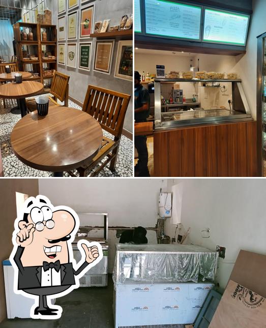 Check out how Bread & Better Express looks inside