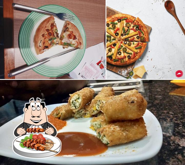 Meals at Pizza Hut Grand Walk, Ludhiana