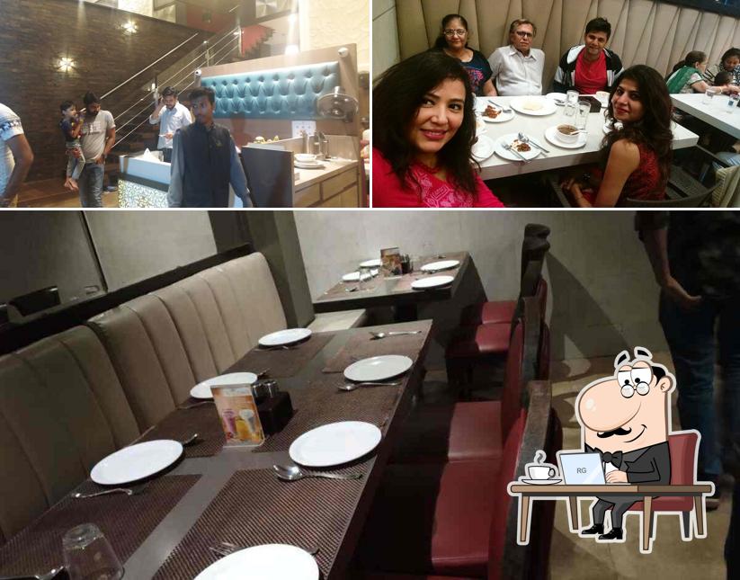 The interior of Veggies Annex