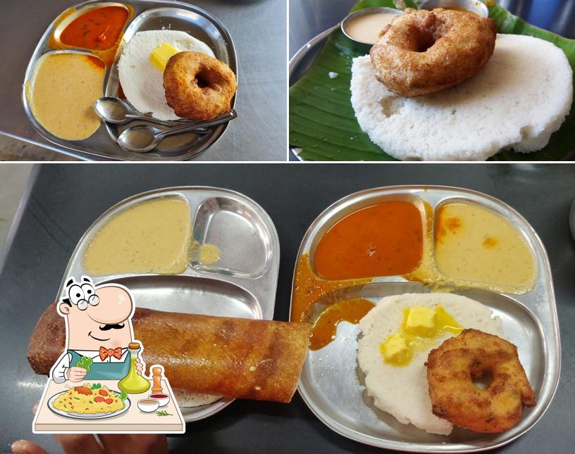 Food at Pavithra Idli Hotel