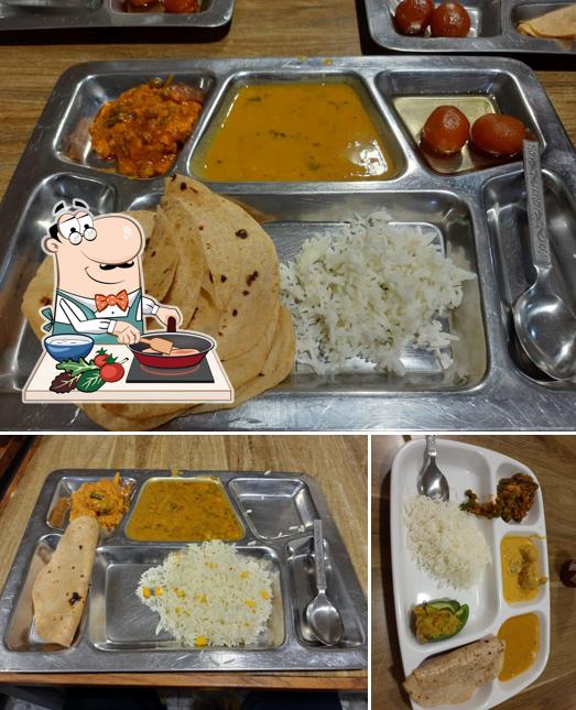 Chicken curry at KU mess