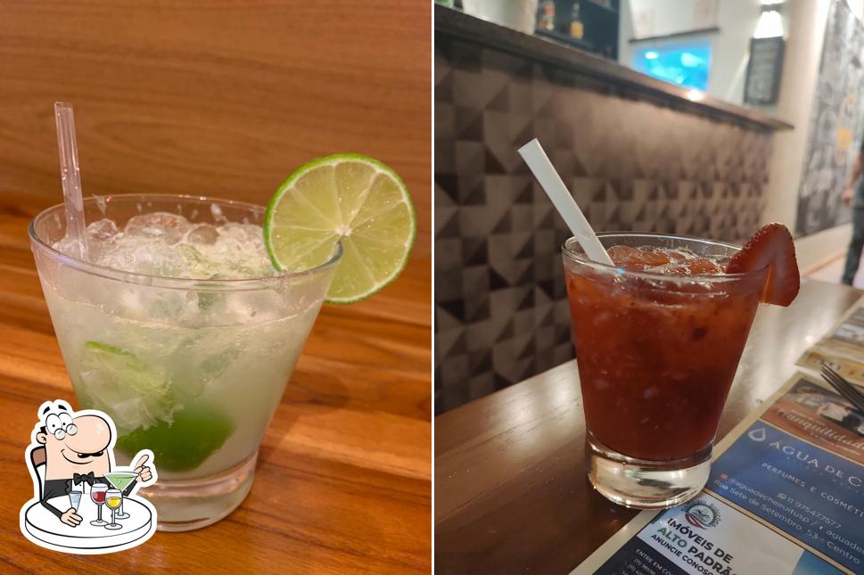 Escolha uma drinque alcoólico do menu