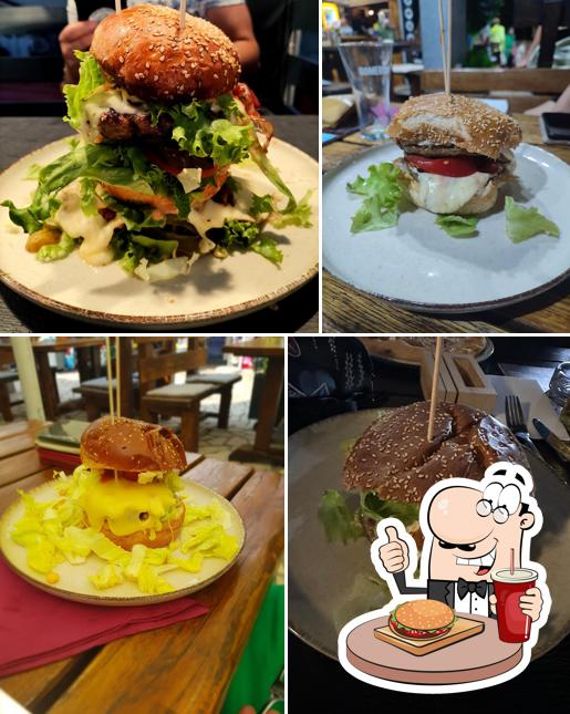 Gli hamburger di Deluxe grill and pancakes bar potranno soddisfare i gusti di molti