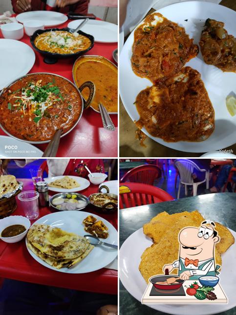 Chicken curry at Old Hotel Jammu Himachal Dhaba (Original)