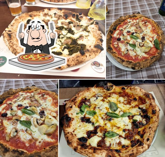 Ordina tra le svariate varianti di pizza