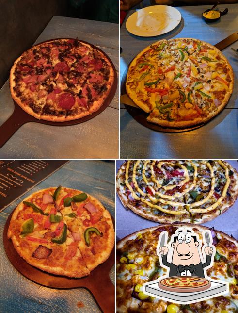 At Tossin Pizza Chembur Best Pizza in Mumbai, you can order pizza