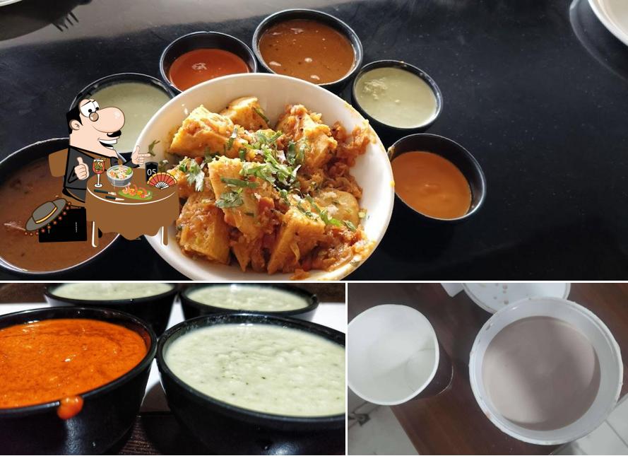 Meals at 22nd Parallel Anand