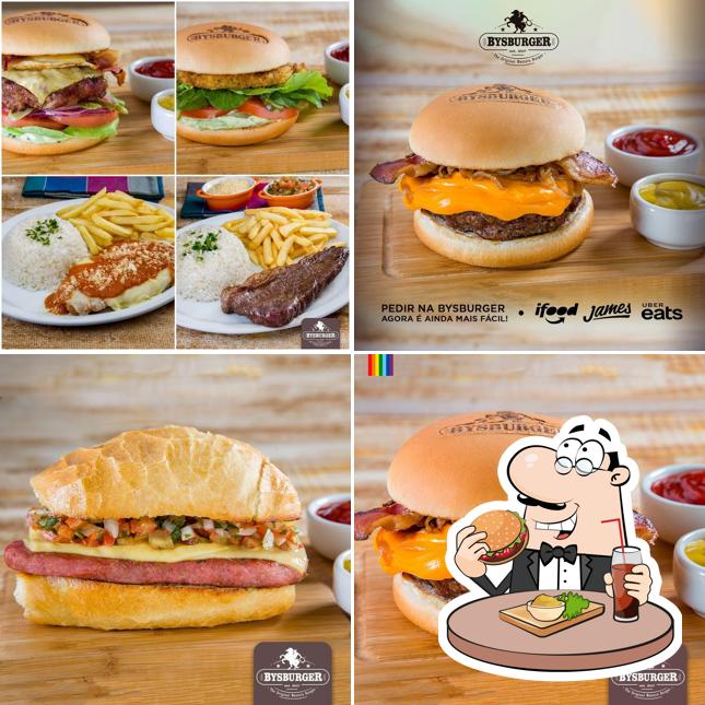 Restaurante Alemão Street Berlin Pinheiros provê uma gama de opções para os amantes dos hambúrgueres