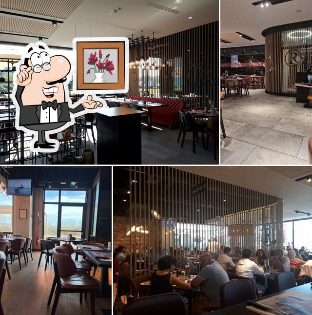 Siediti a un tavolo di Roadhouse Restaurant Alessandria