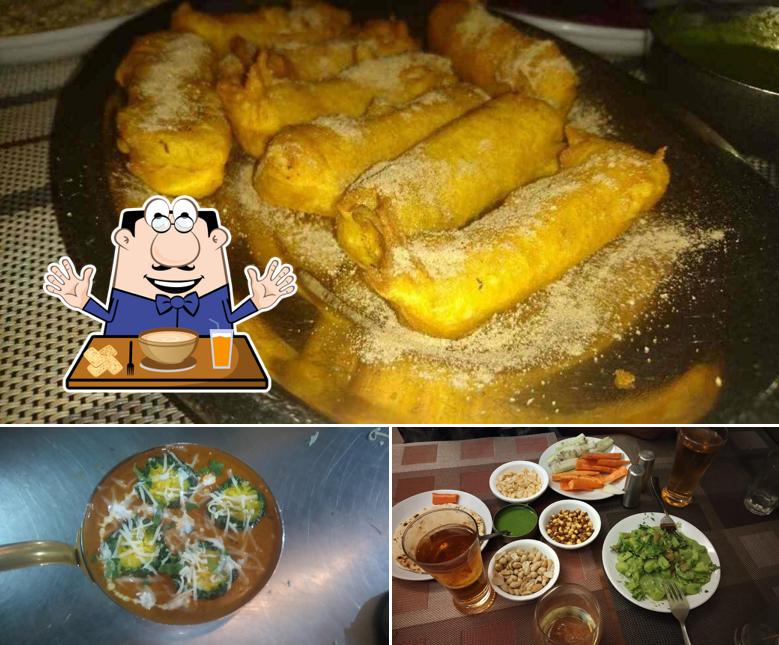 Meals at Pavilion Veg Restaurant