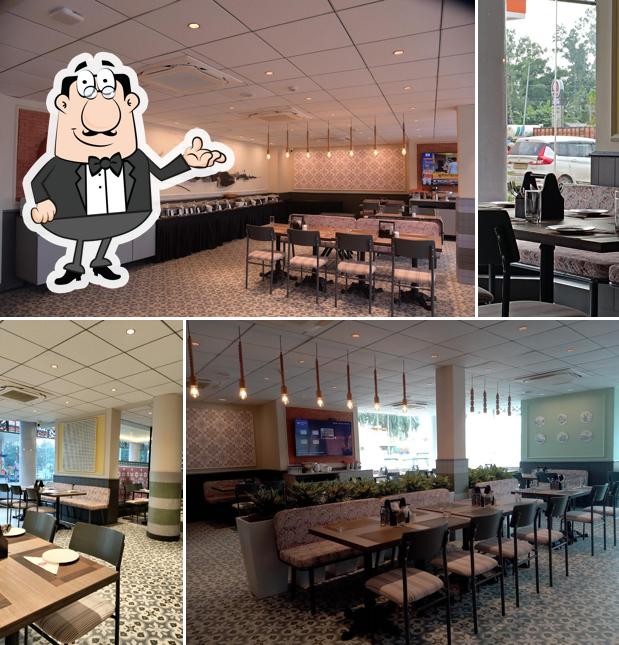 The interior of 6 ballygunge place