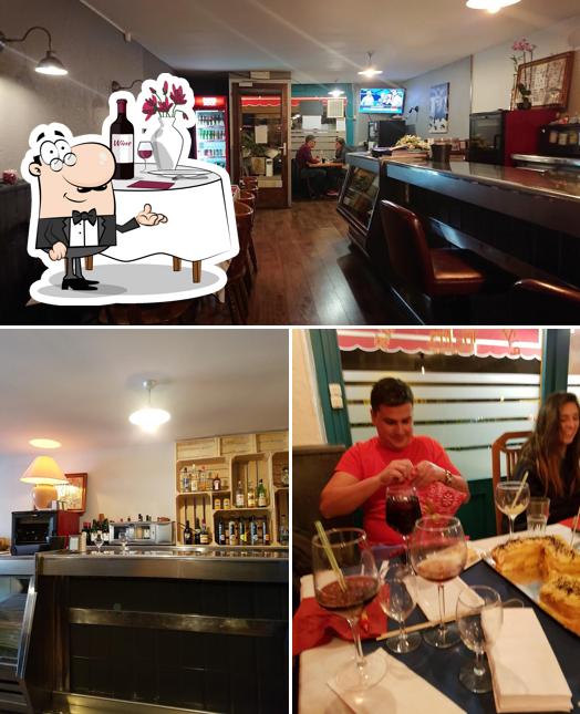 Mont Blanc si caratterizza per la tavolo da pranzo e vino