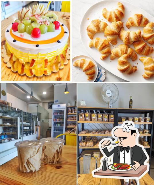 Food at Mukteshwar Bakery & Cafe