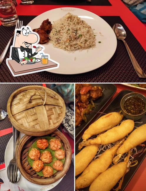 Meals at SHANGHAI - FLAVOURS OF CHINA TOWN (Gariahat)