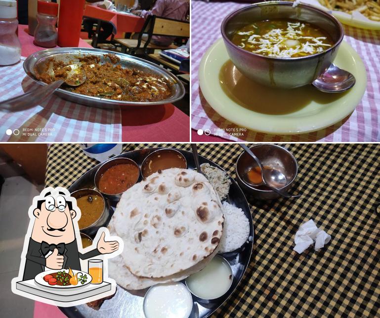 Food at Savi Sagara Restaurant