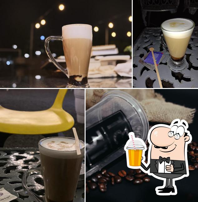 1331 Alfresco provides a variety of beverages