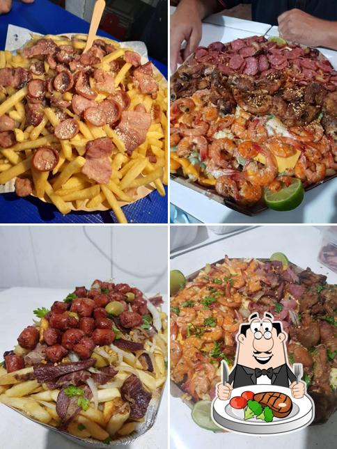 Escolha refeições de carne no Roses'Lanches