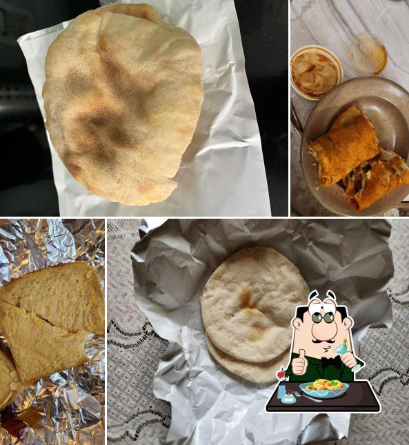 Pulled pork sandwich at House of Hummus N Dips