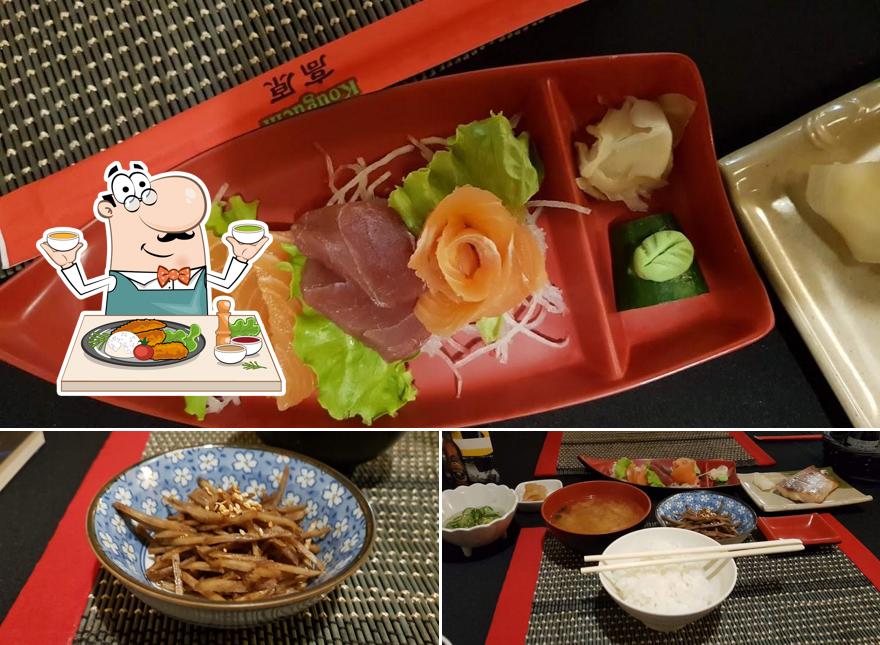 Comida em Restaurante Kouguem