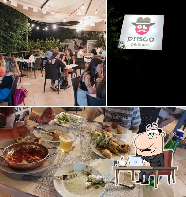 Gli interni di Prisco a Cetara